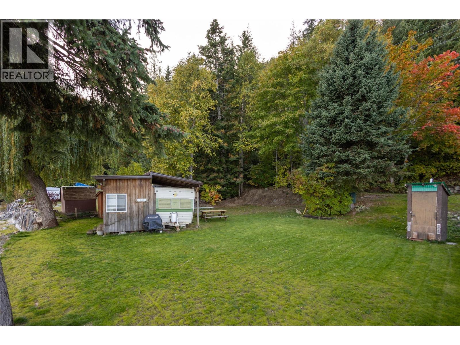 3516 31 Highway Property Photo 13