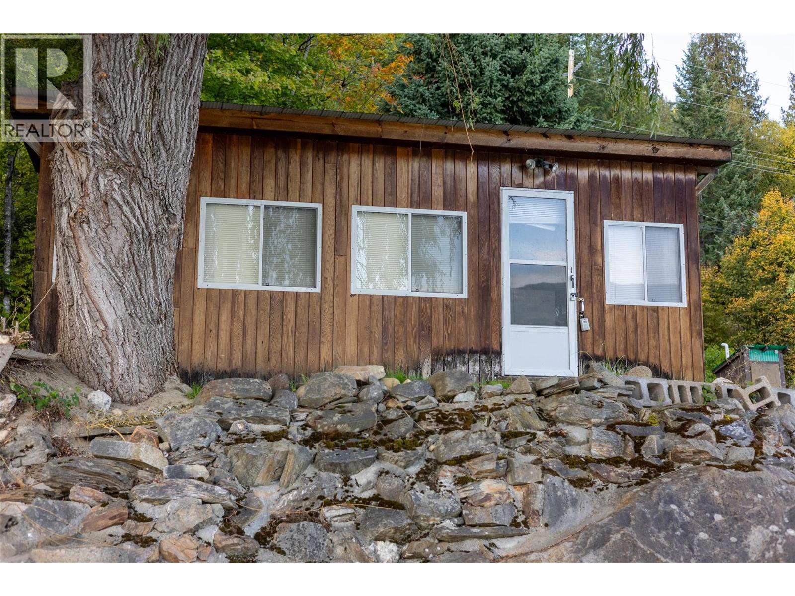 3516 31 Highway Property Photo 18