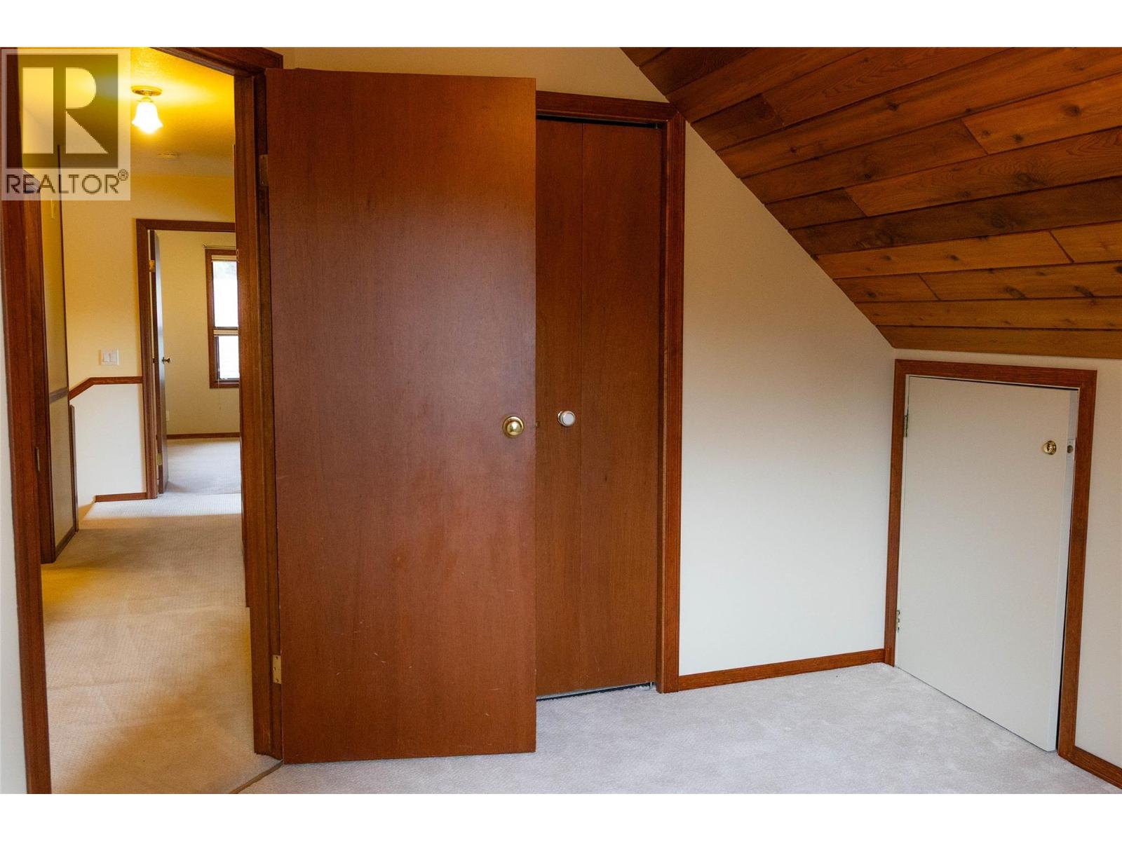 1920 Lakeview Drive Property Photo 22
