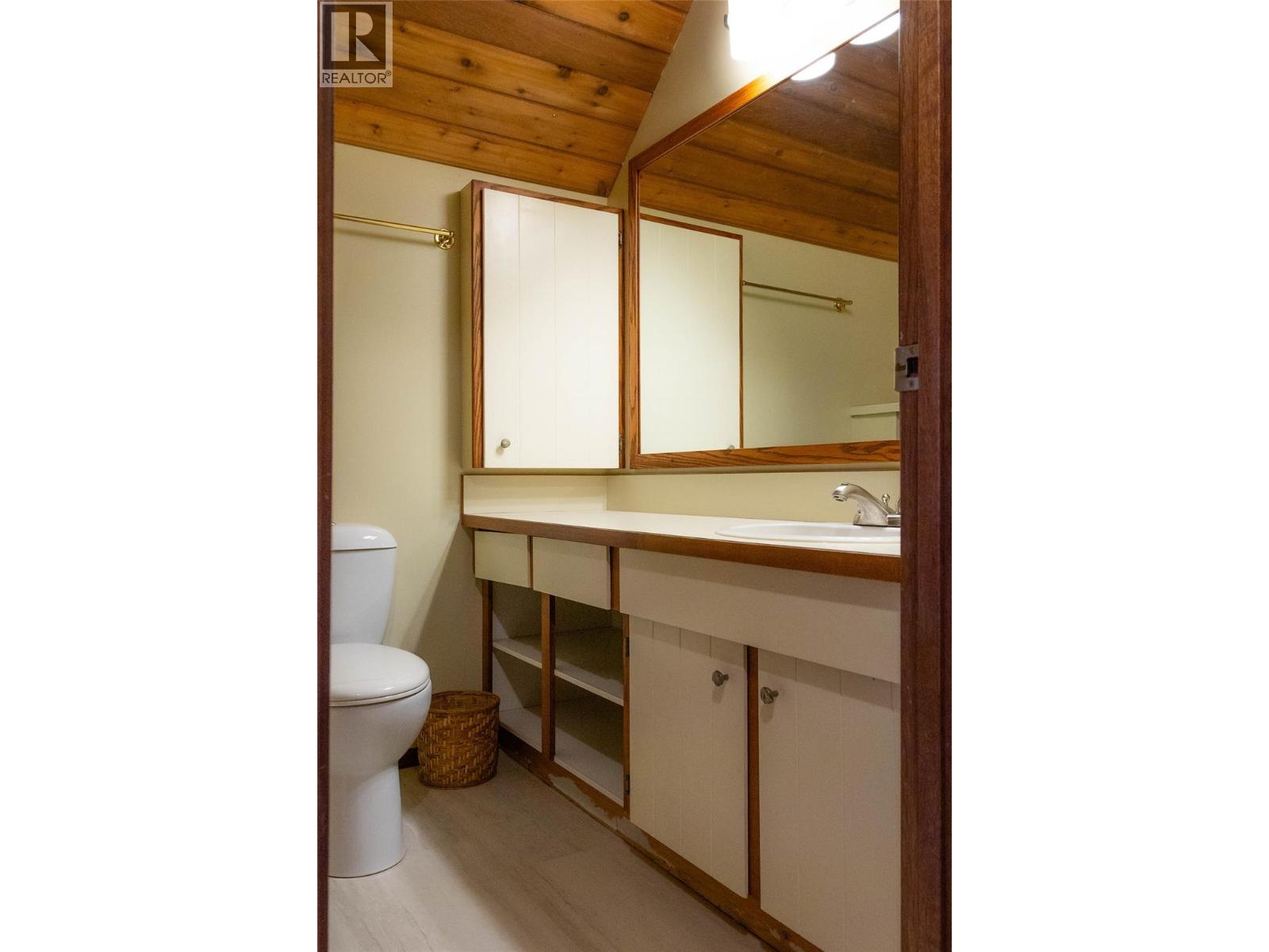 1920 Lakeview Drive Property Photo 27