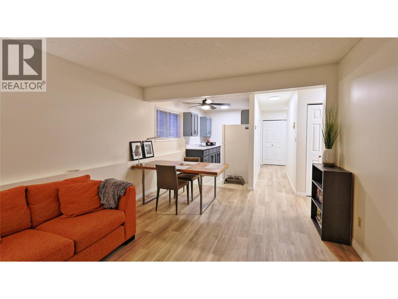 650 Knighton Road Unit# 6 Property Photo 3