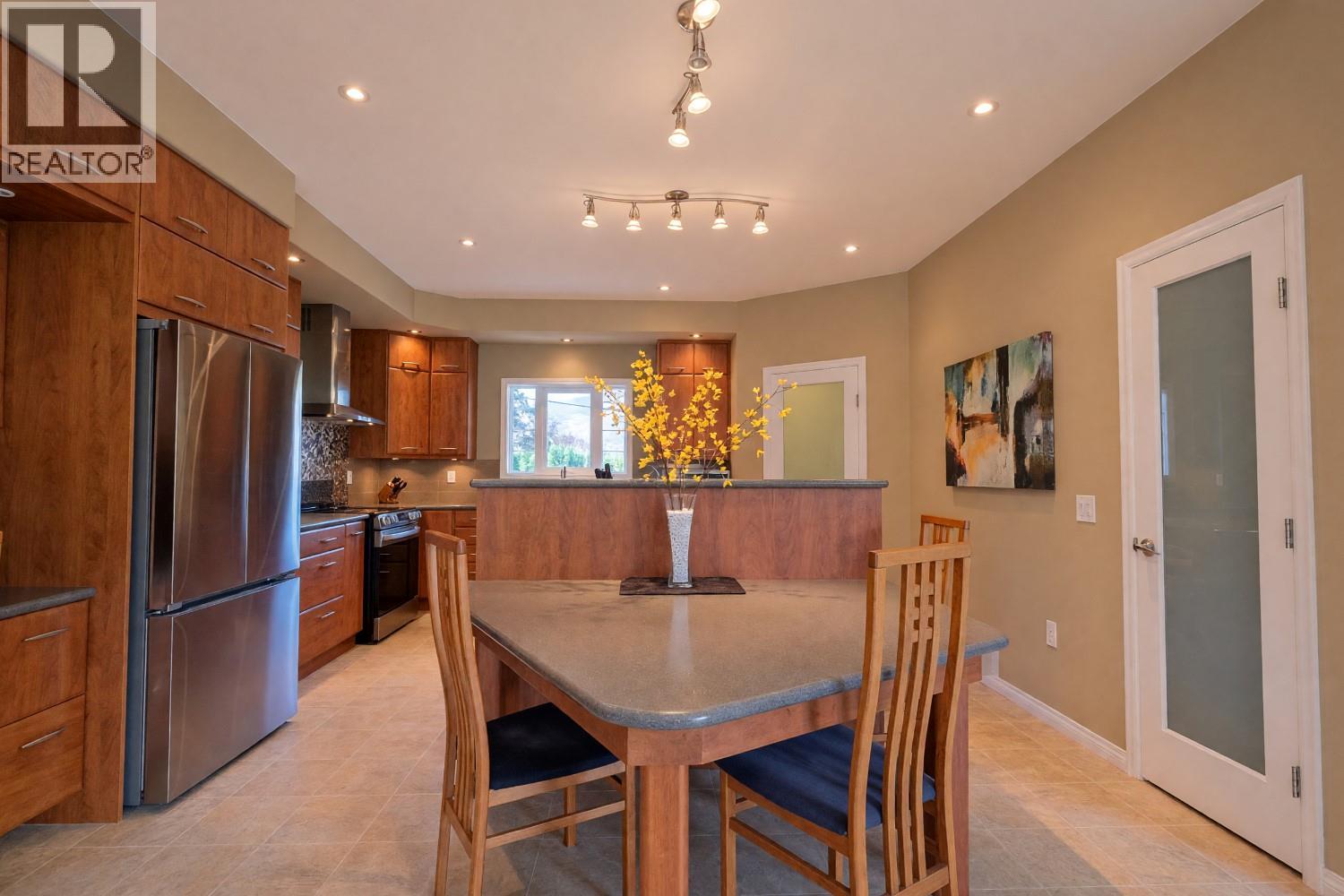 133 Devon Drive Property Photo 10
