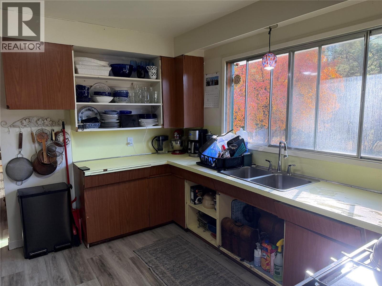 8444 Highway 95a Property Photo 15