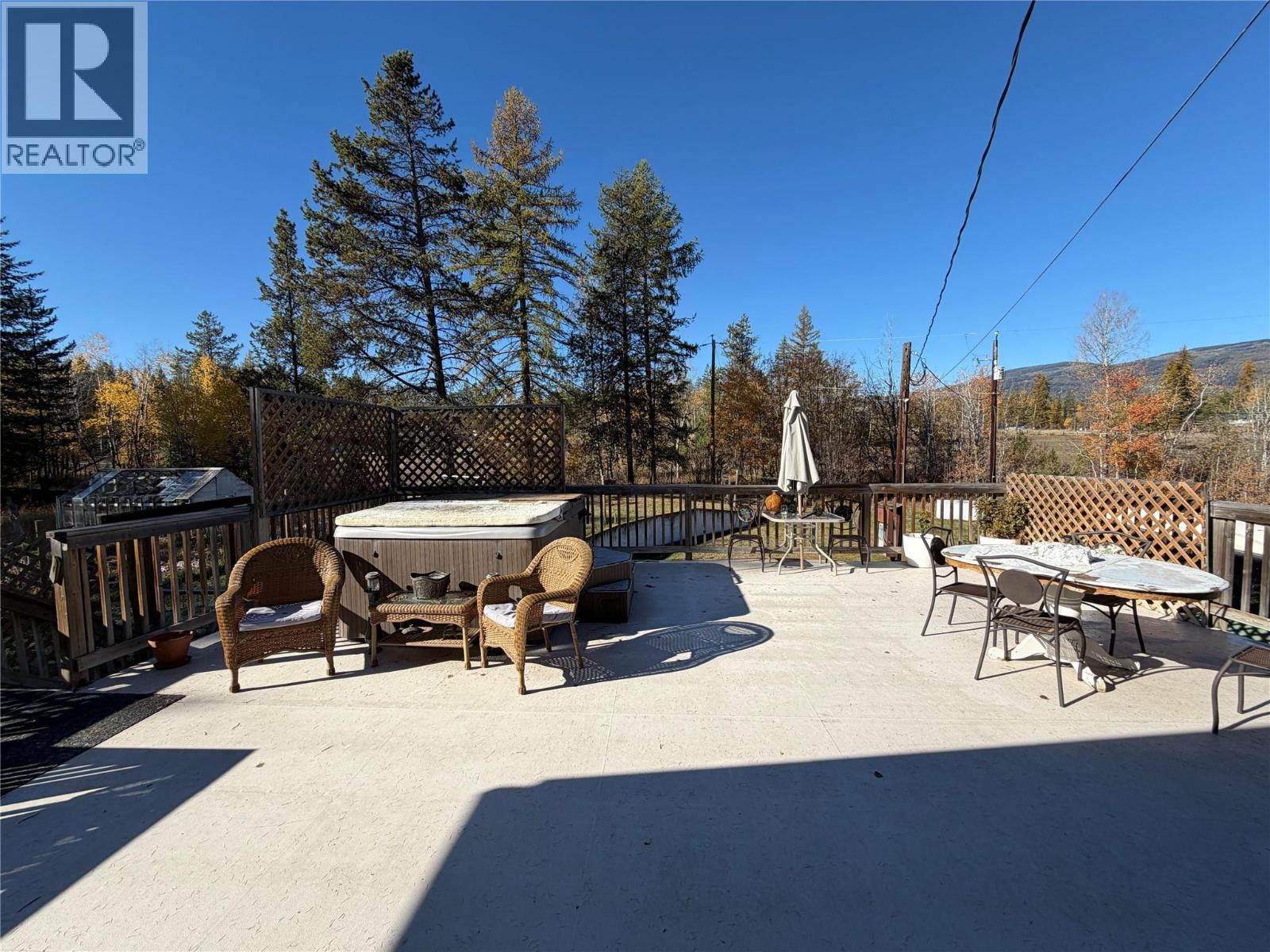 8444 Highway 95a Property Photo 22