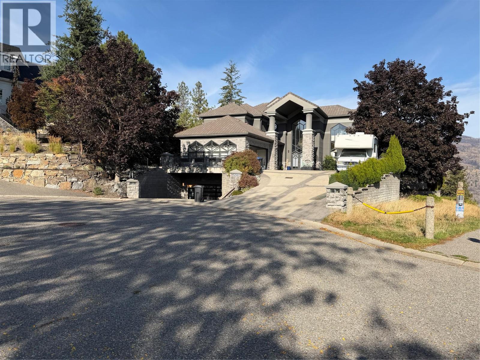258 Camelot Court Property Photo 1