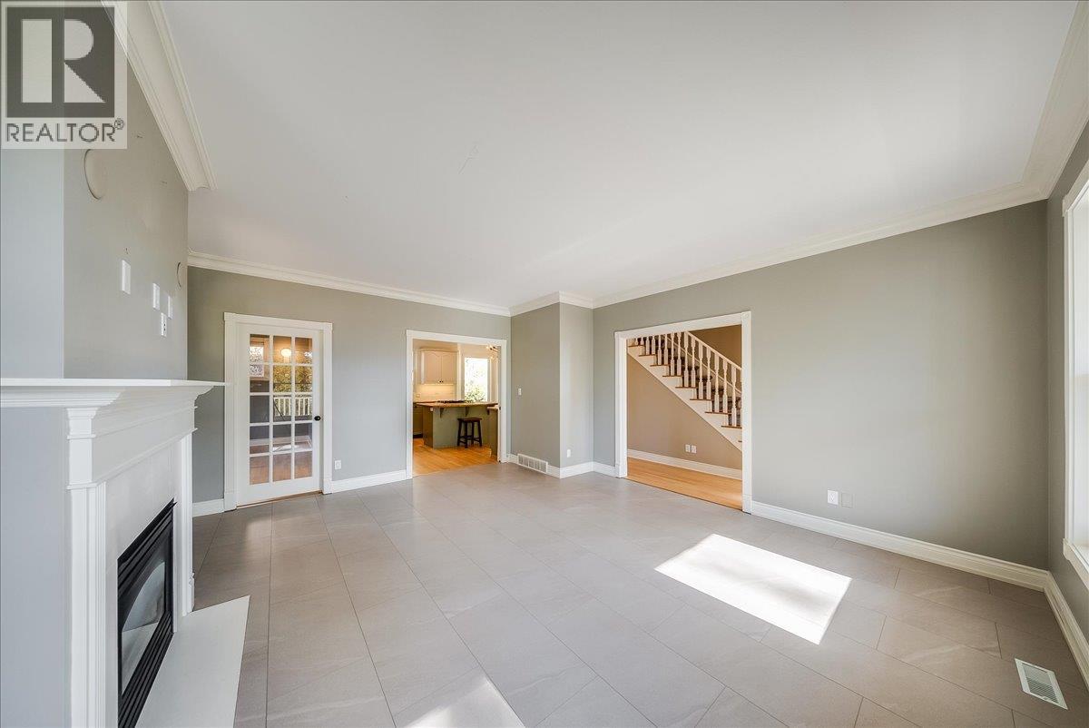1860 Planer Crescent Property Photo 28