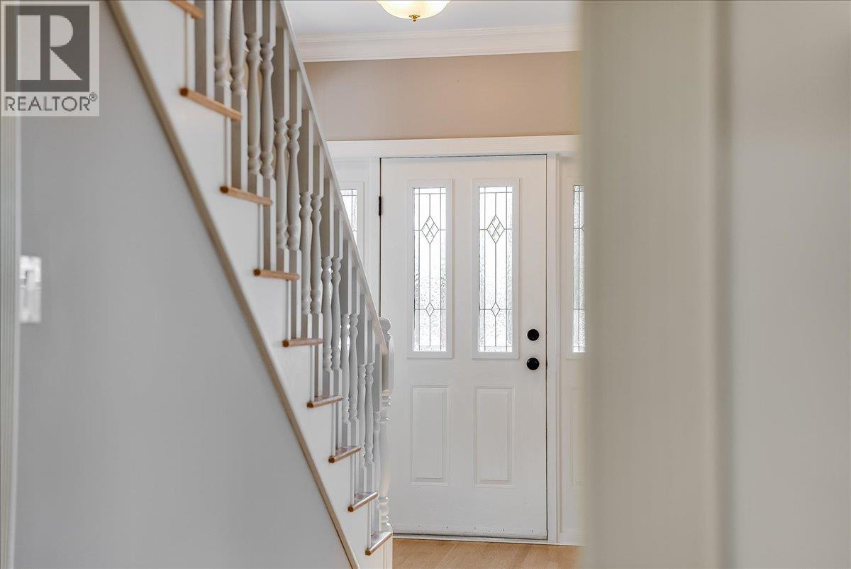 1860 Planer Crescent Property Photo 31