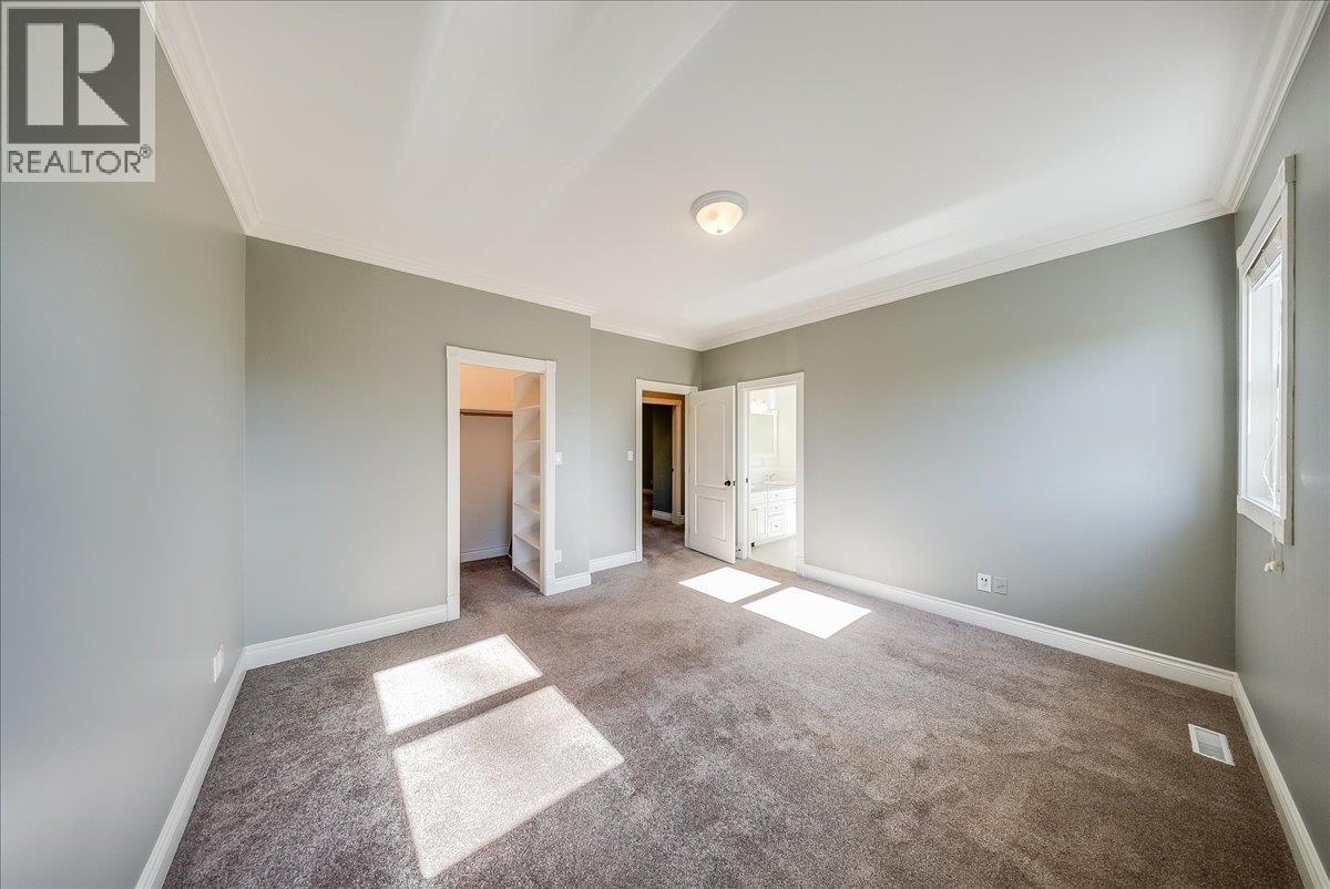 1860 Planer Crescent Property Photo 44