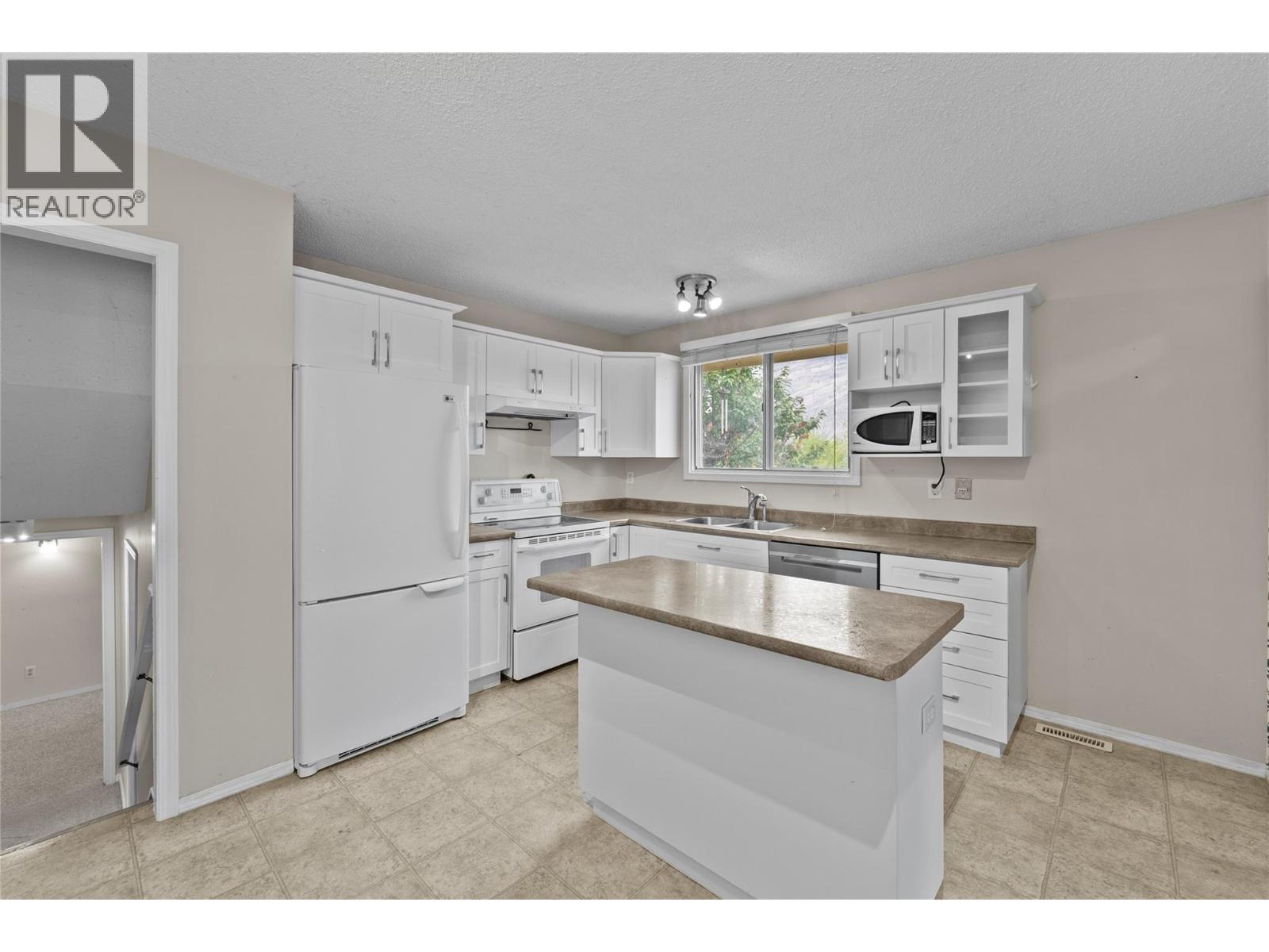 2161 Perryville Place Property Photo 2