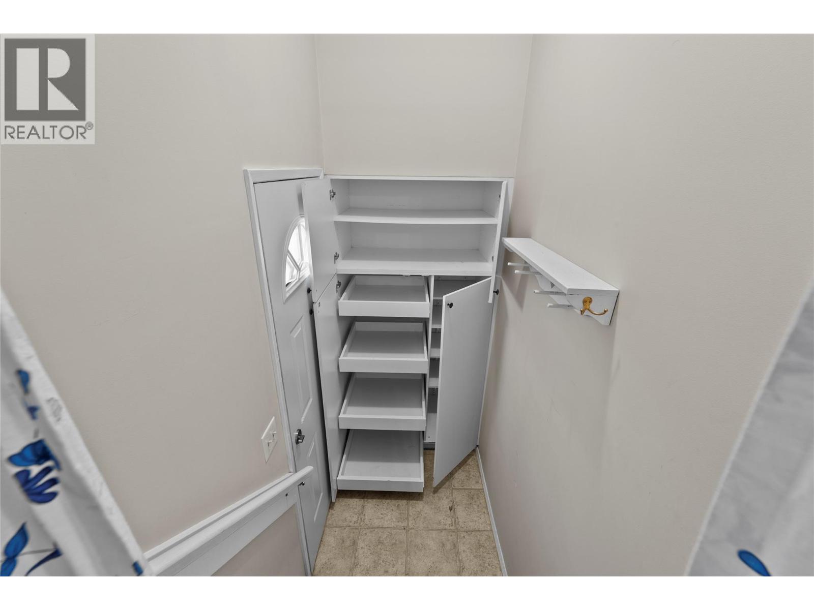 2161 Perryville Place Property Photo 13