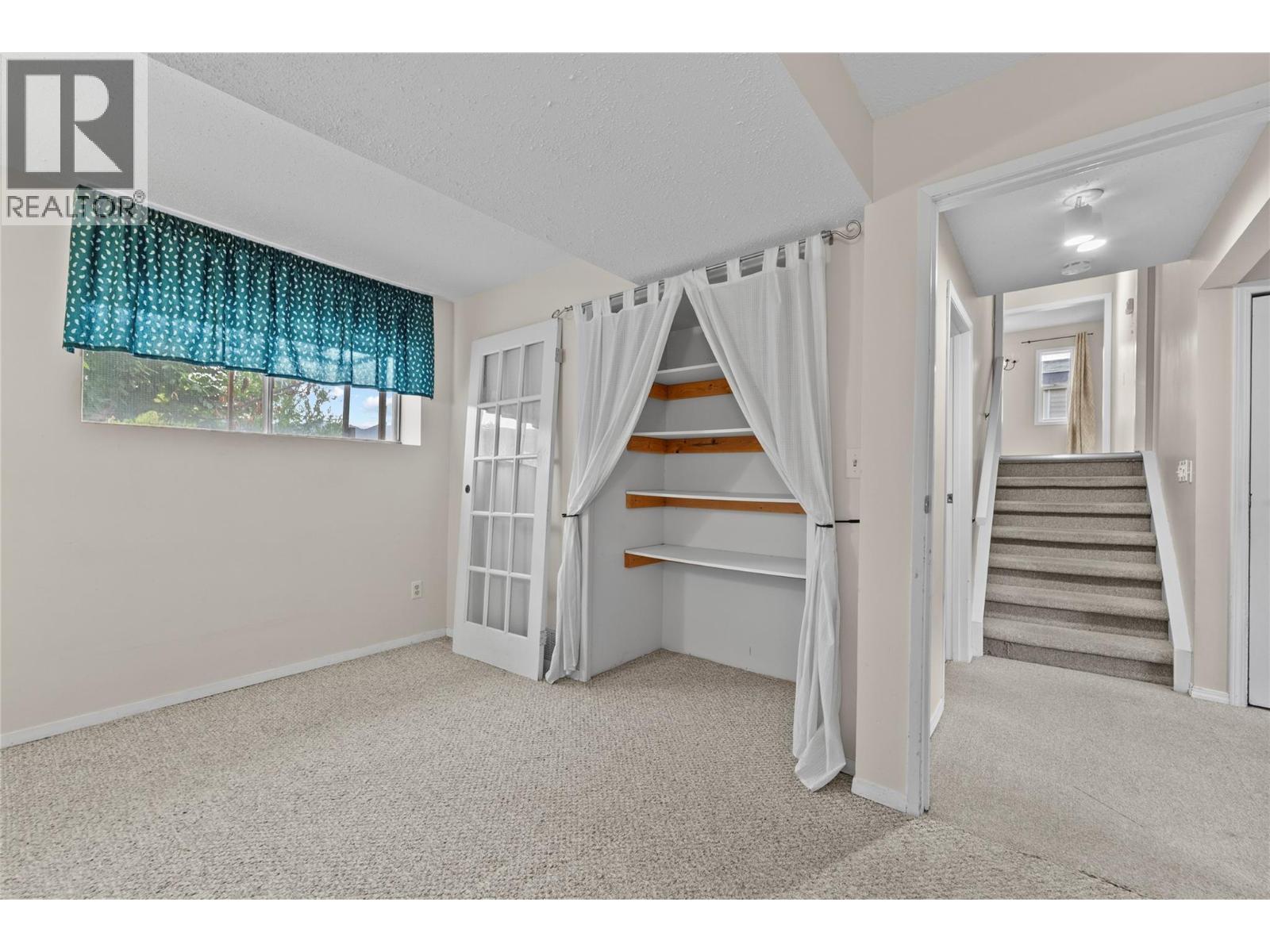 2161 Perryville Place Property Photo 32