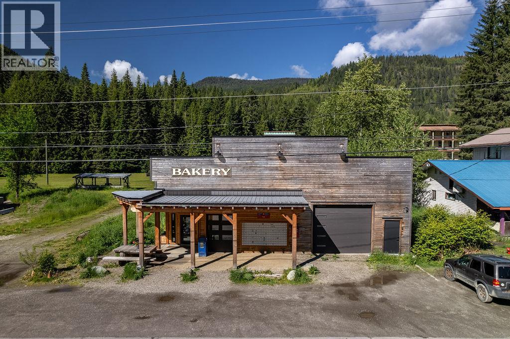 7114 1st Avenue Property Photo 3