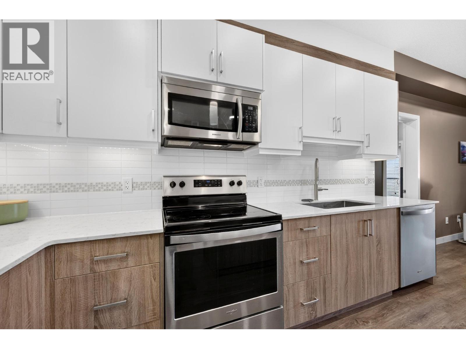 410 5th Avenue S Unit# 1205 Property Photo 8