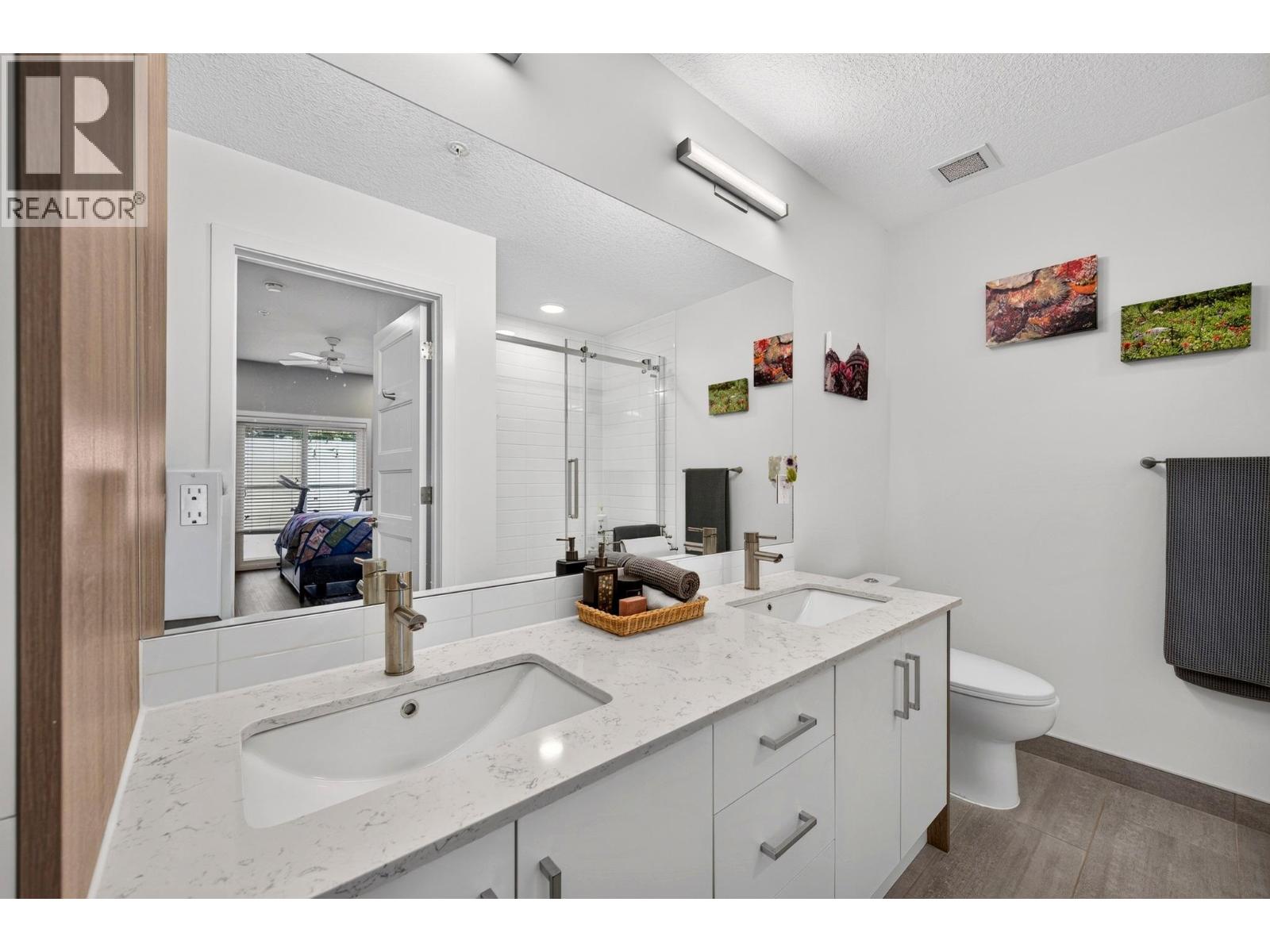 410 5th Avenue S Unit# 1205 Property Photo 31