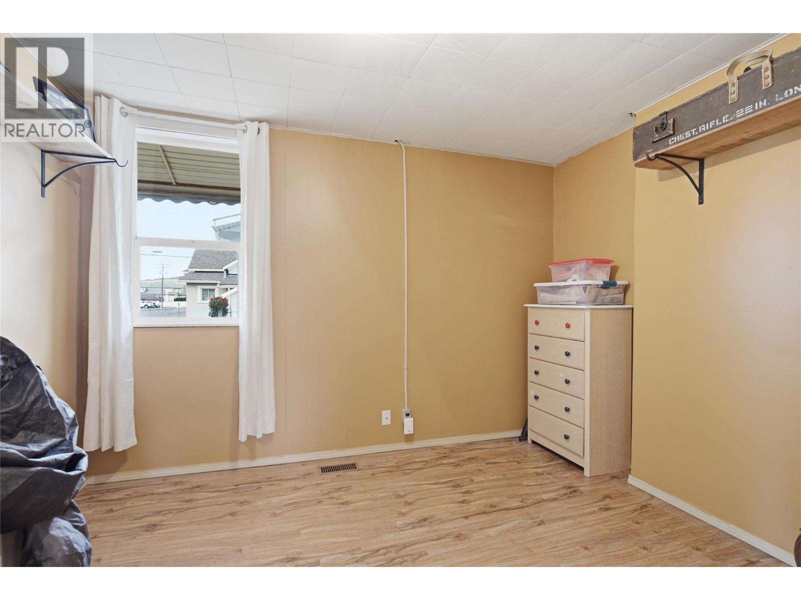 2276 Coldwater Avenue Property Photo 13