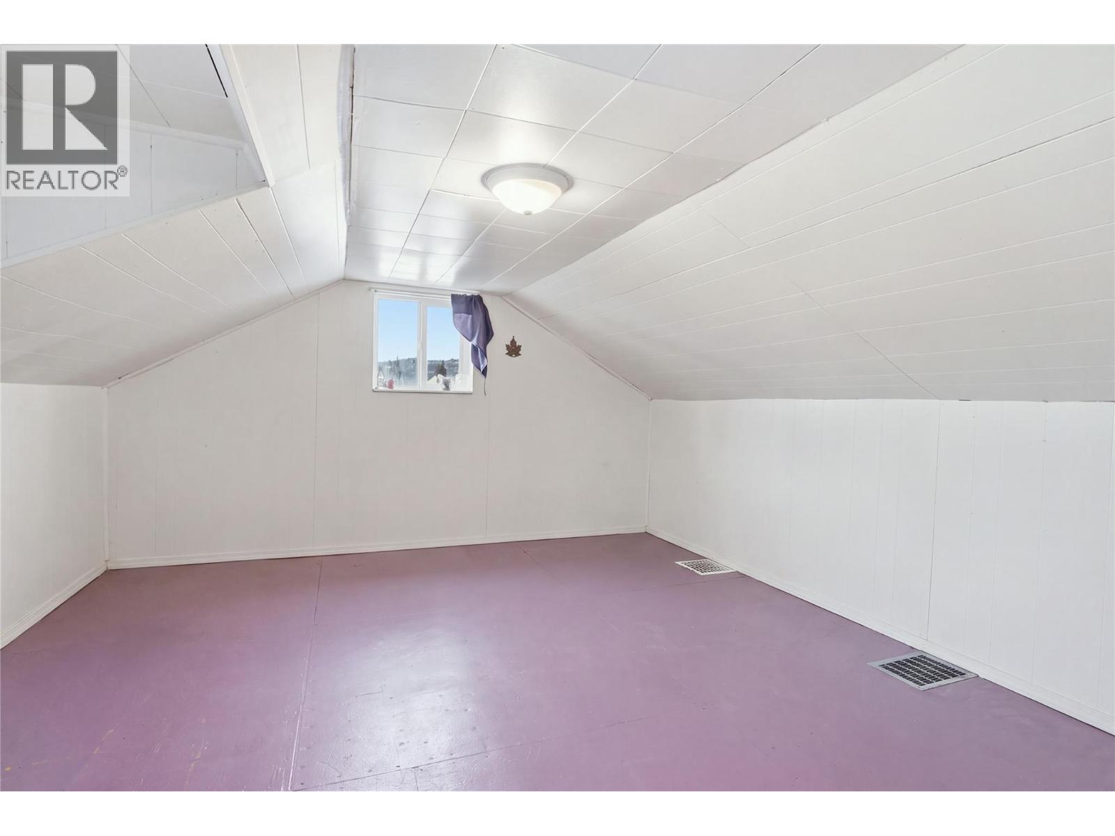 2276 Coldwater Avenue Property Photo 15