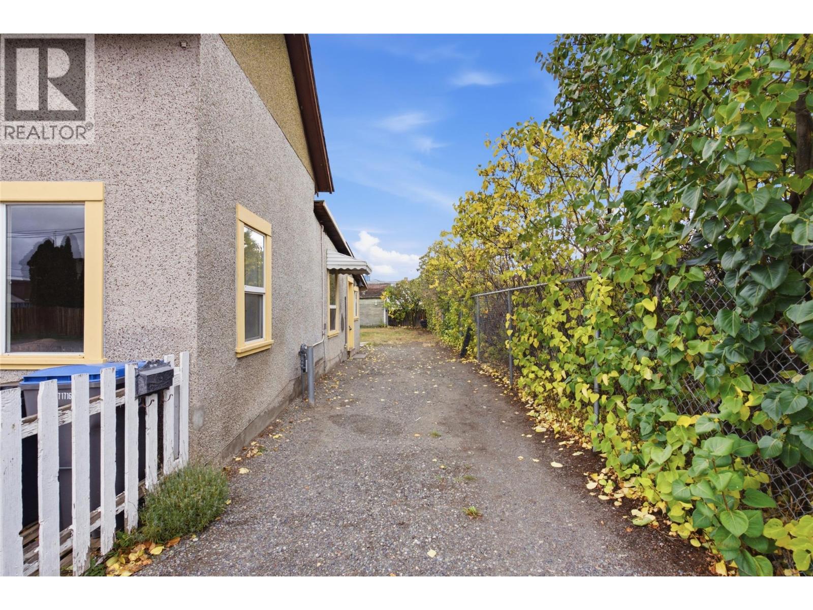 2276 Coldwater Avenue Property Photo 20