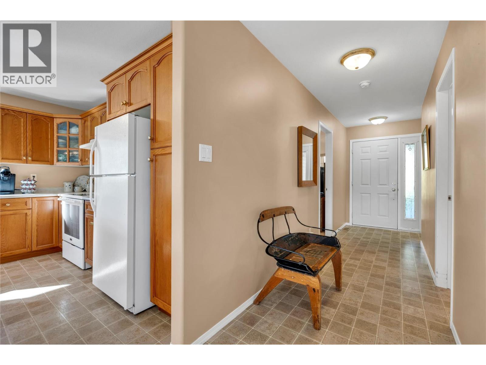 546 Redwing Drive Property Photo 4