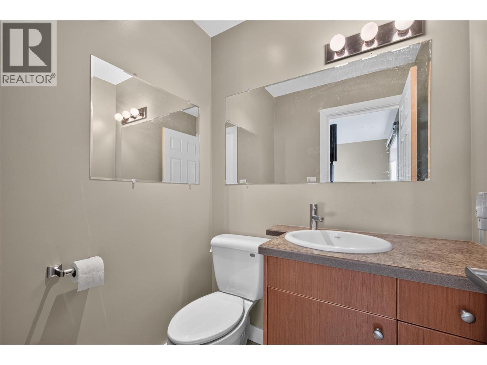 10836 Dunham Crescent Property Photo 14