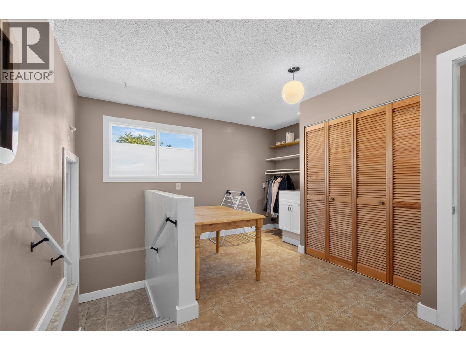 10836 Dunham Crescent Property Photo 21