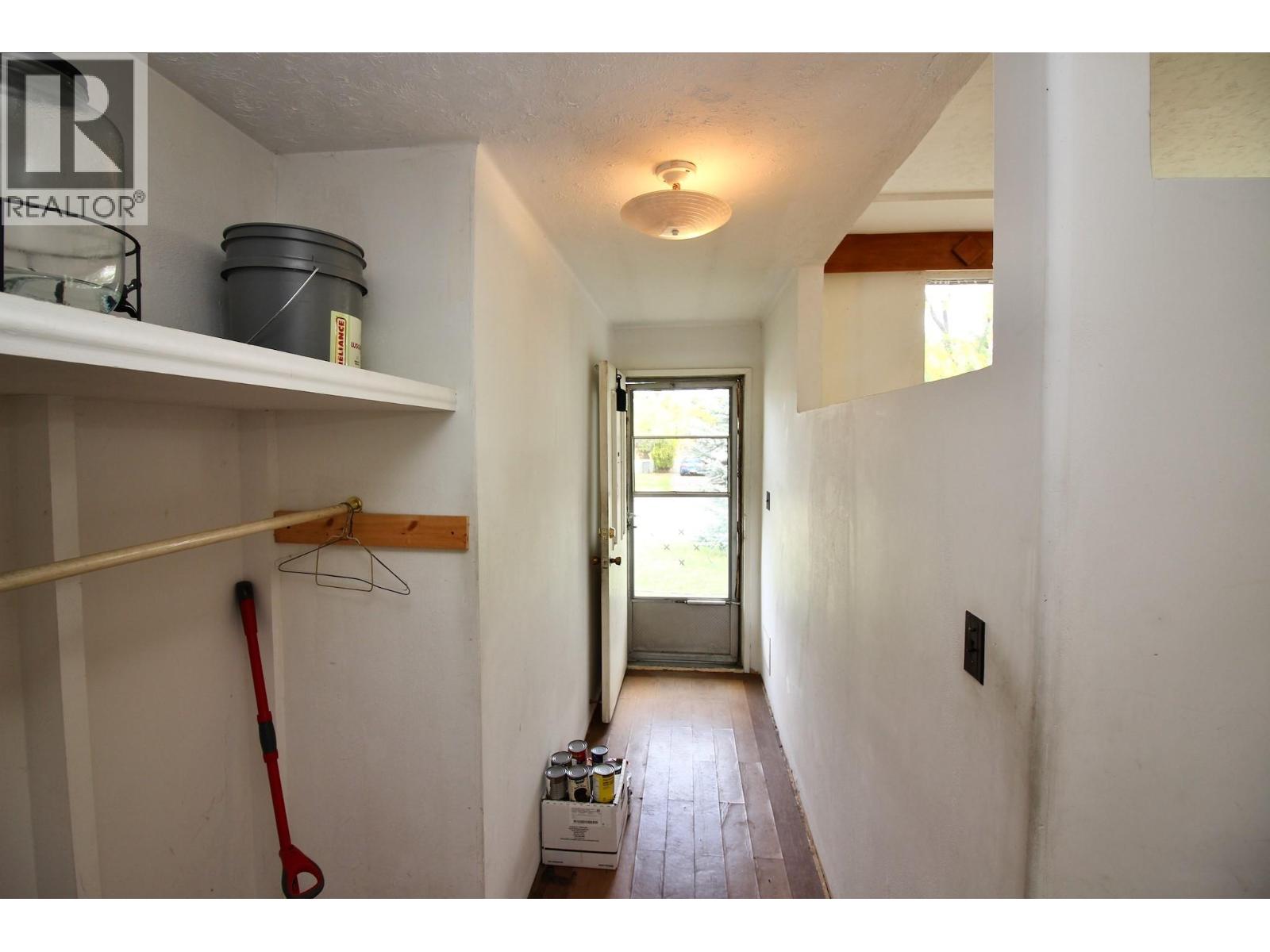 1382 Mcbride Road Property Photo 4
