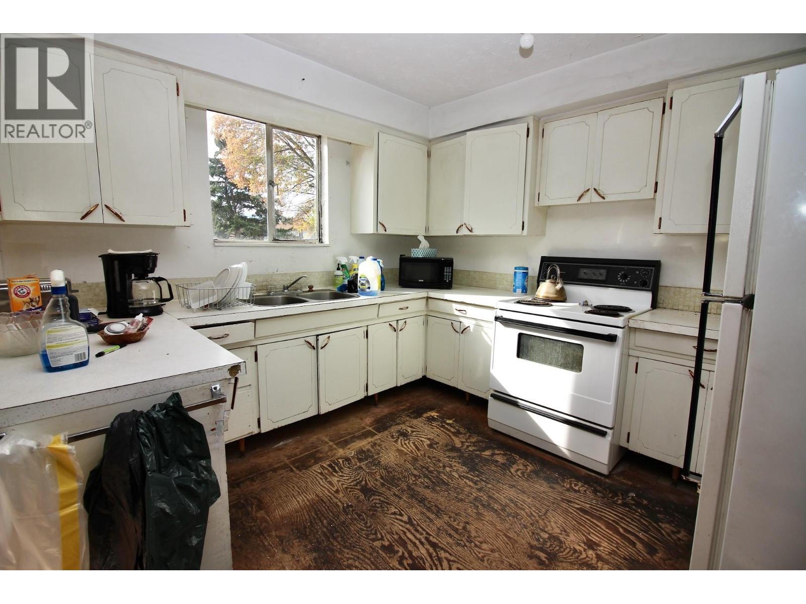 1382 Mcbride Road Property Photo 5