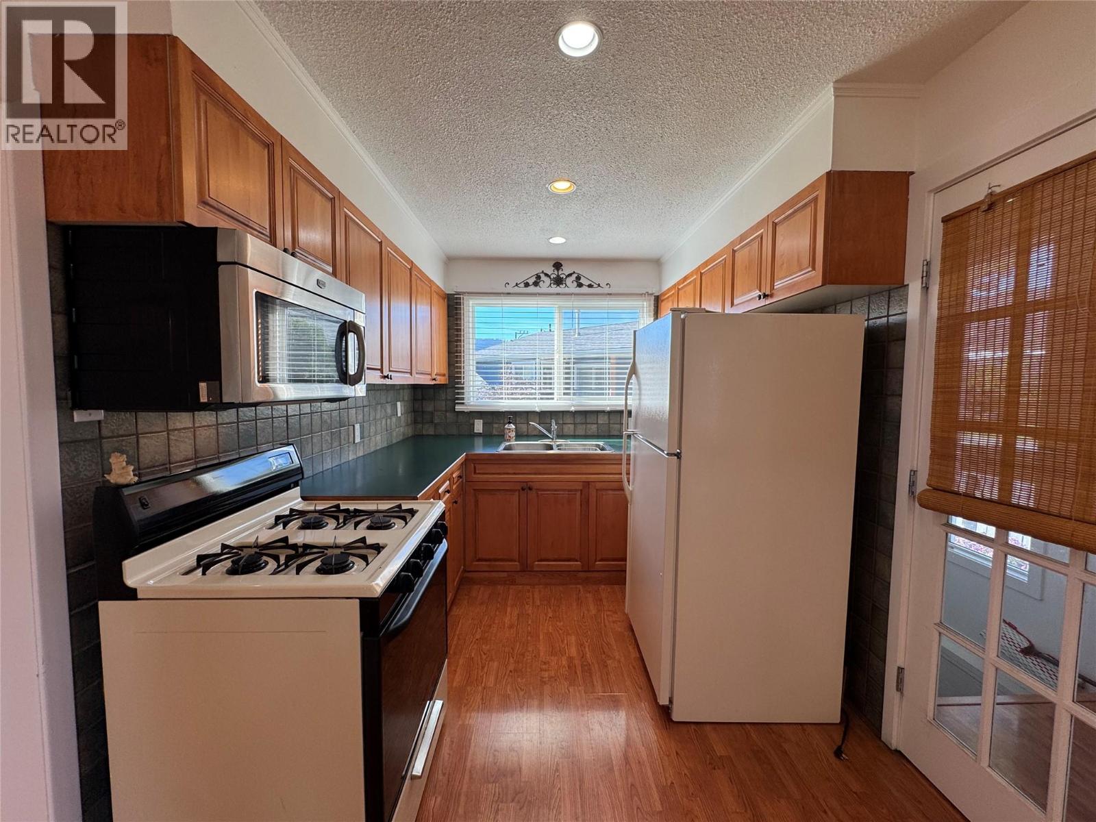 2152 Mamette Avenue Property Photo 2