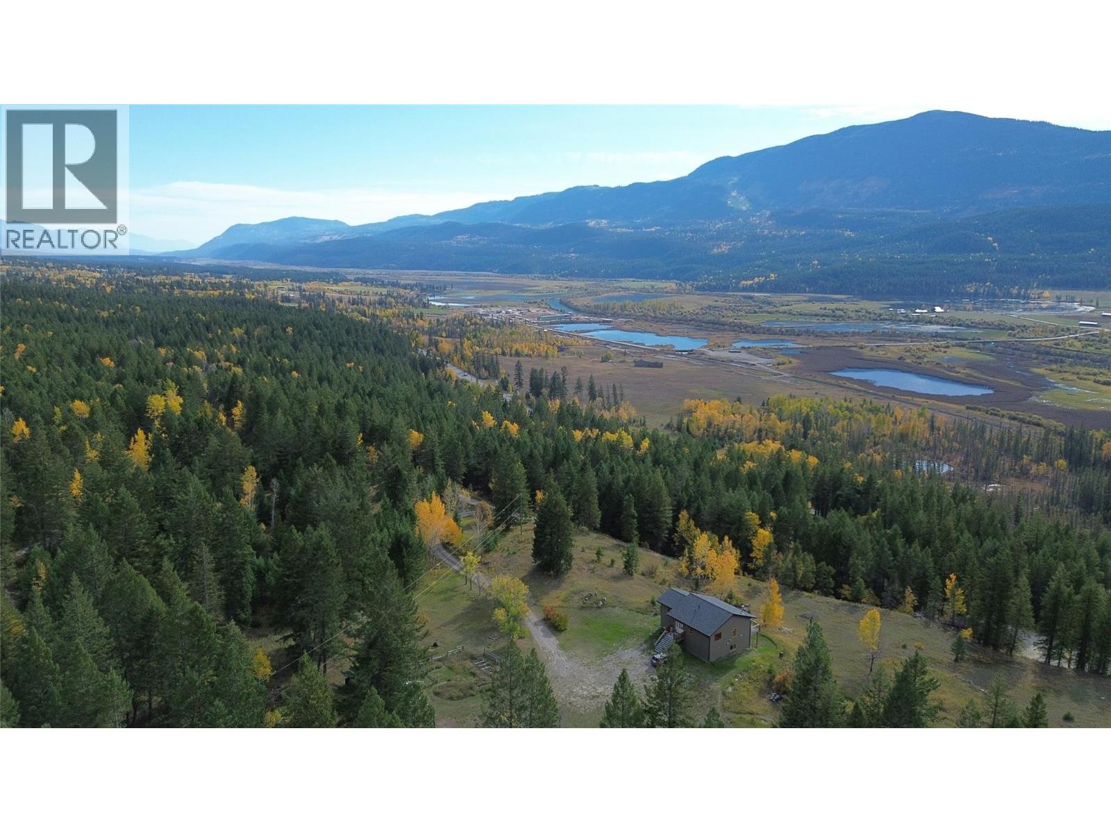 2660 95 Highway Property Photo 2
