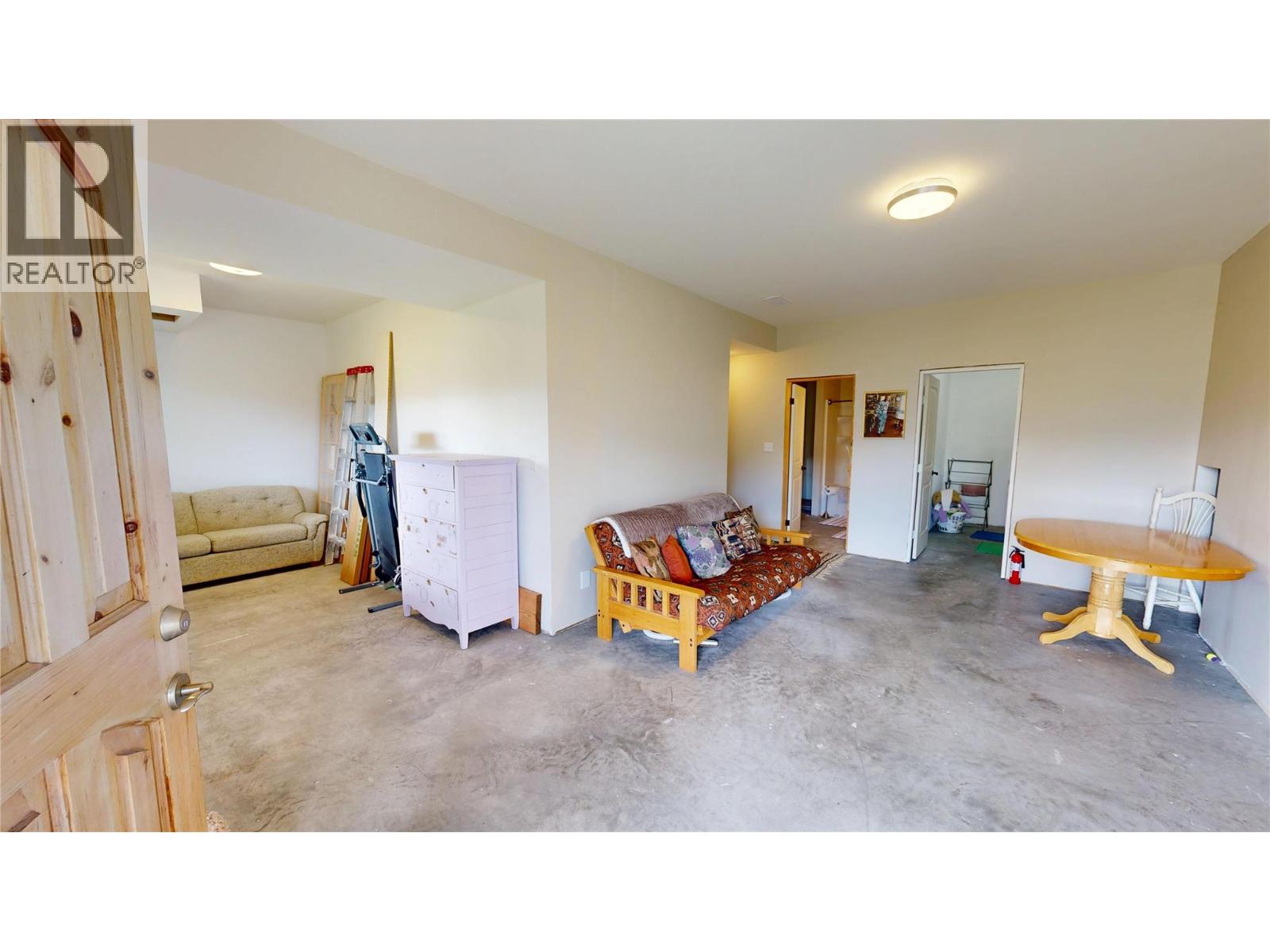 2660 95 Highway Property Photo 26