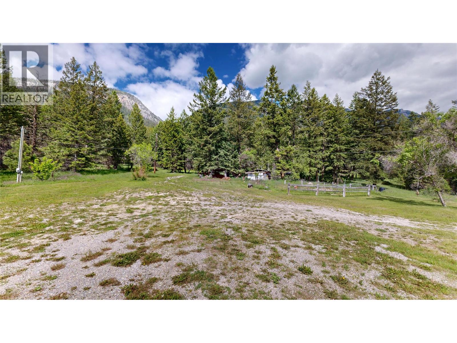 2660 95 Highway Property Photo 57