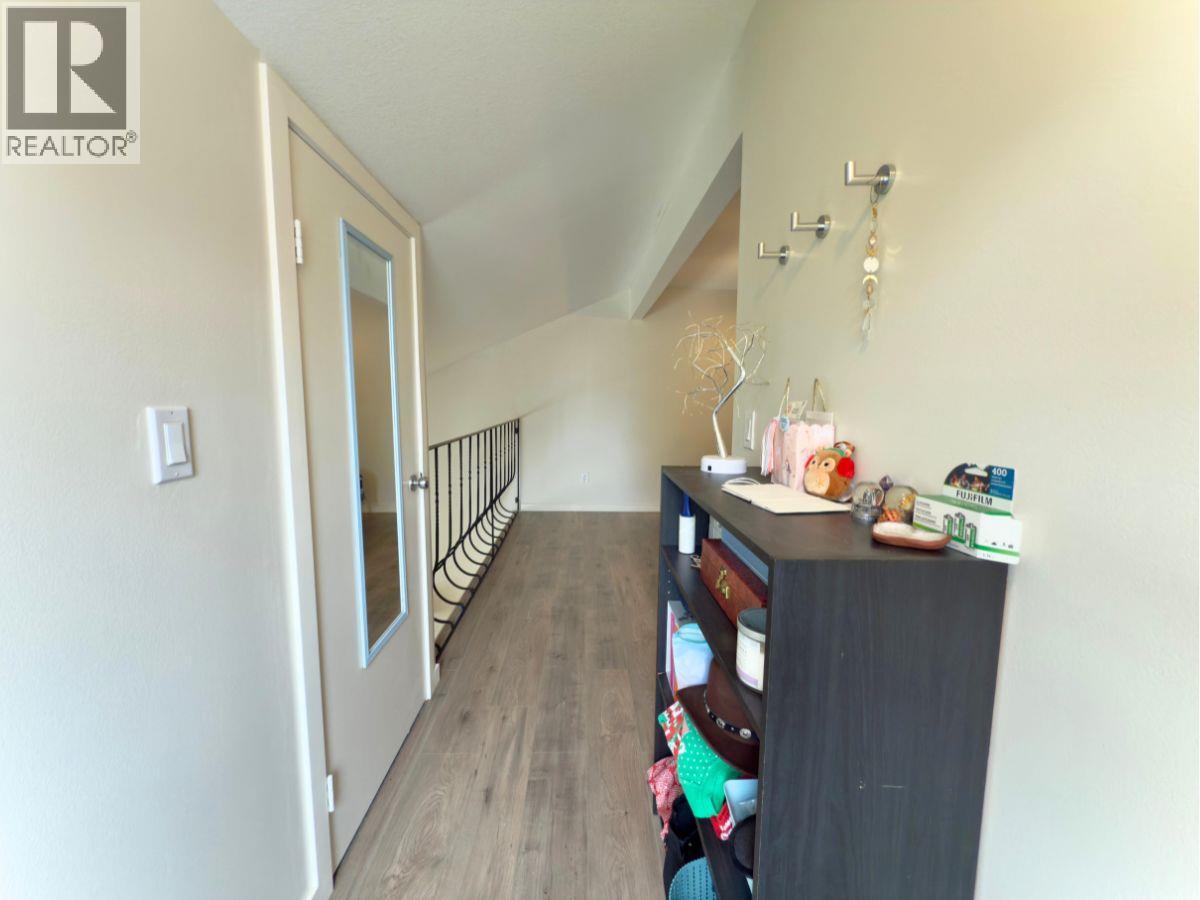 3155 Gordon Drive Unit# 202 Property Photo 14