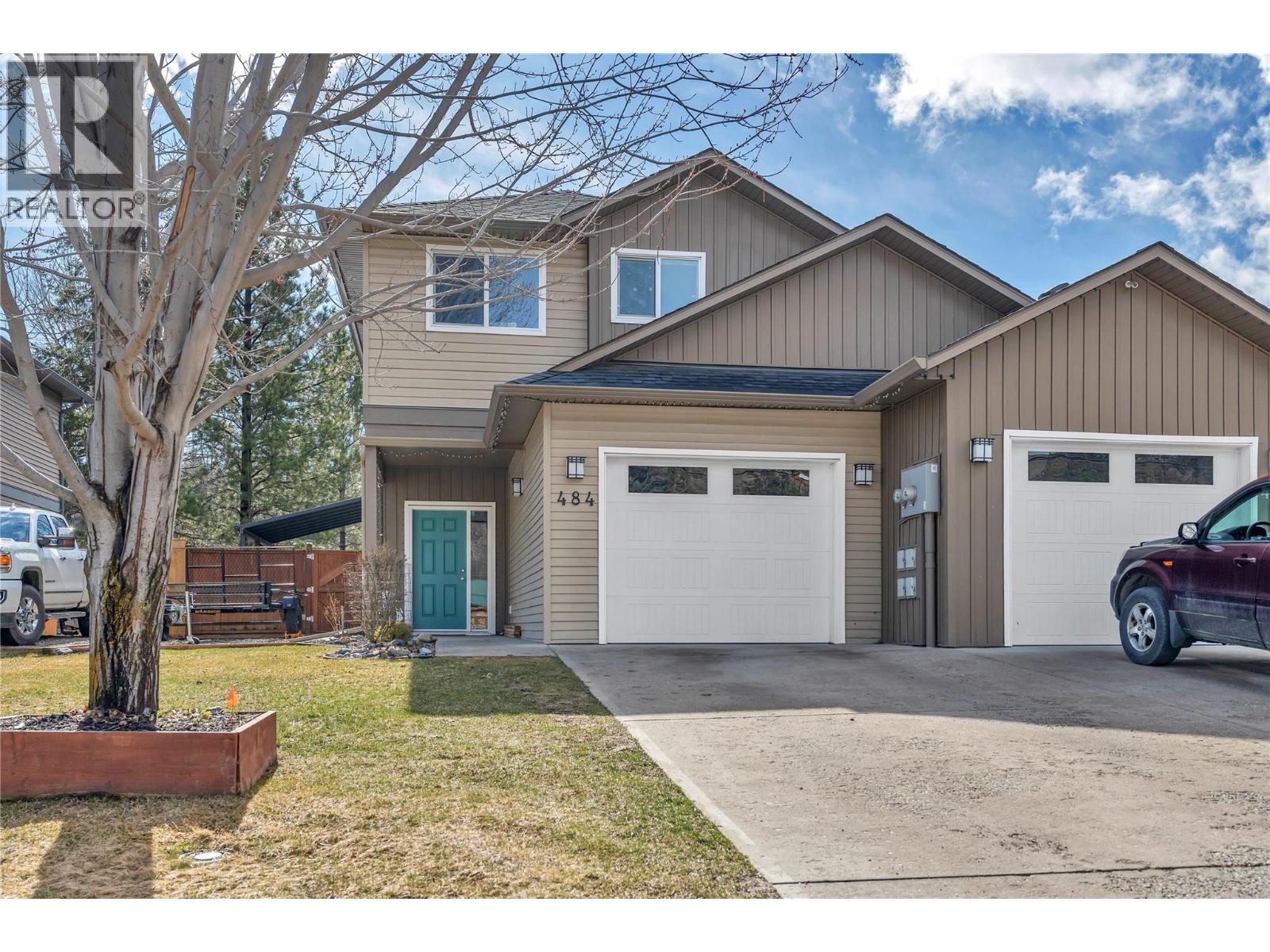 484 Similkameen Avenue Property Photo 1