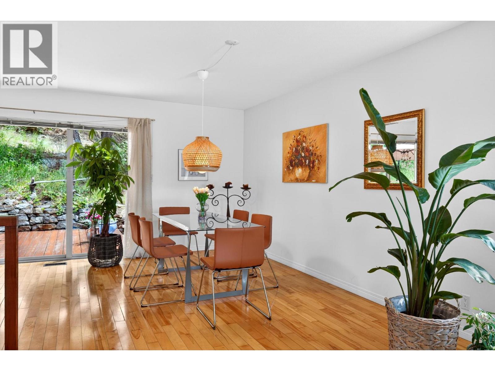 183 Magic Drive Property Photo 6