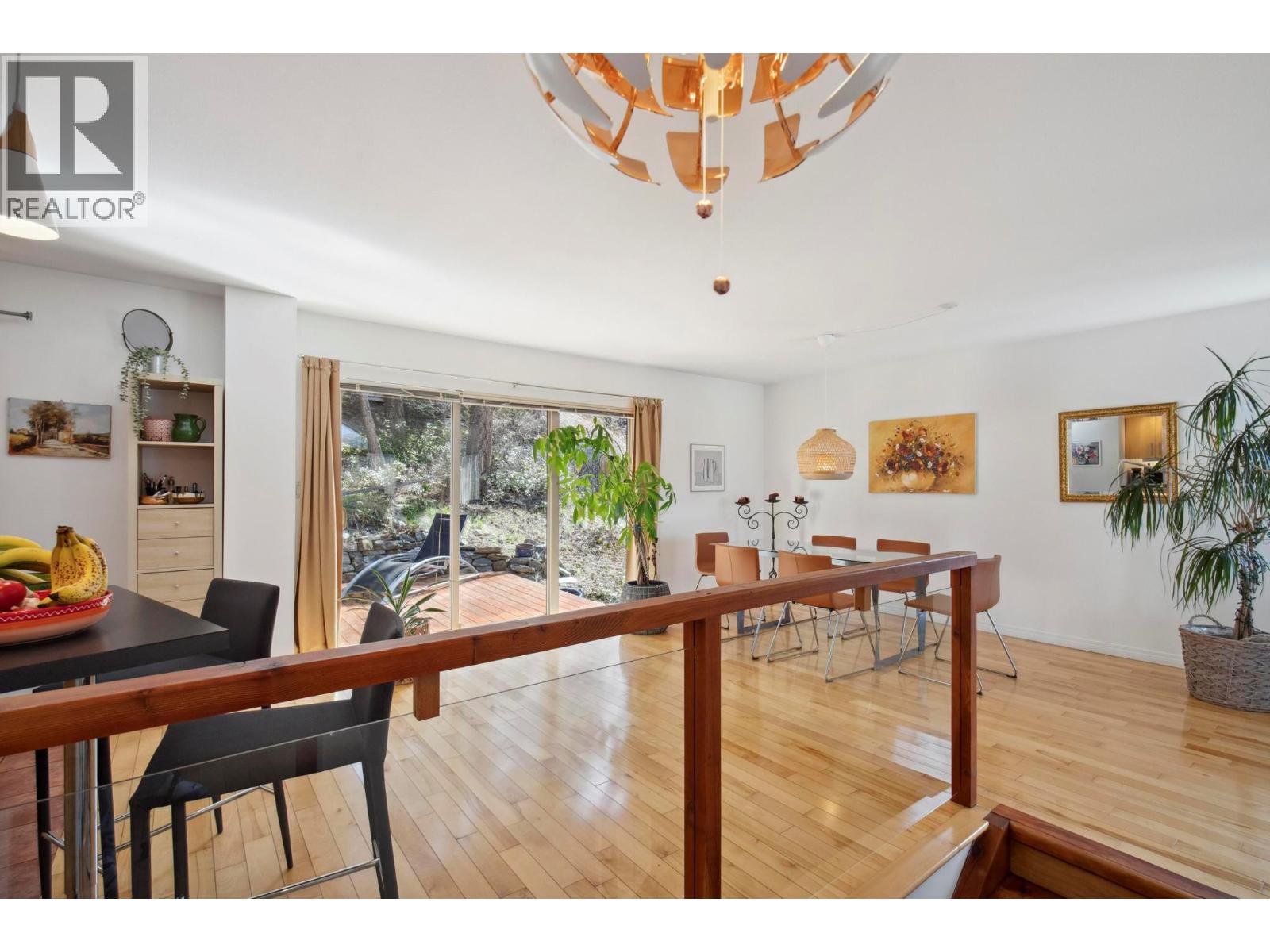 183 Magic Drive Property Photo 10