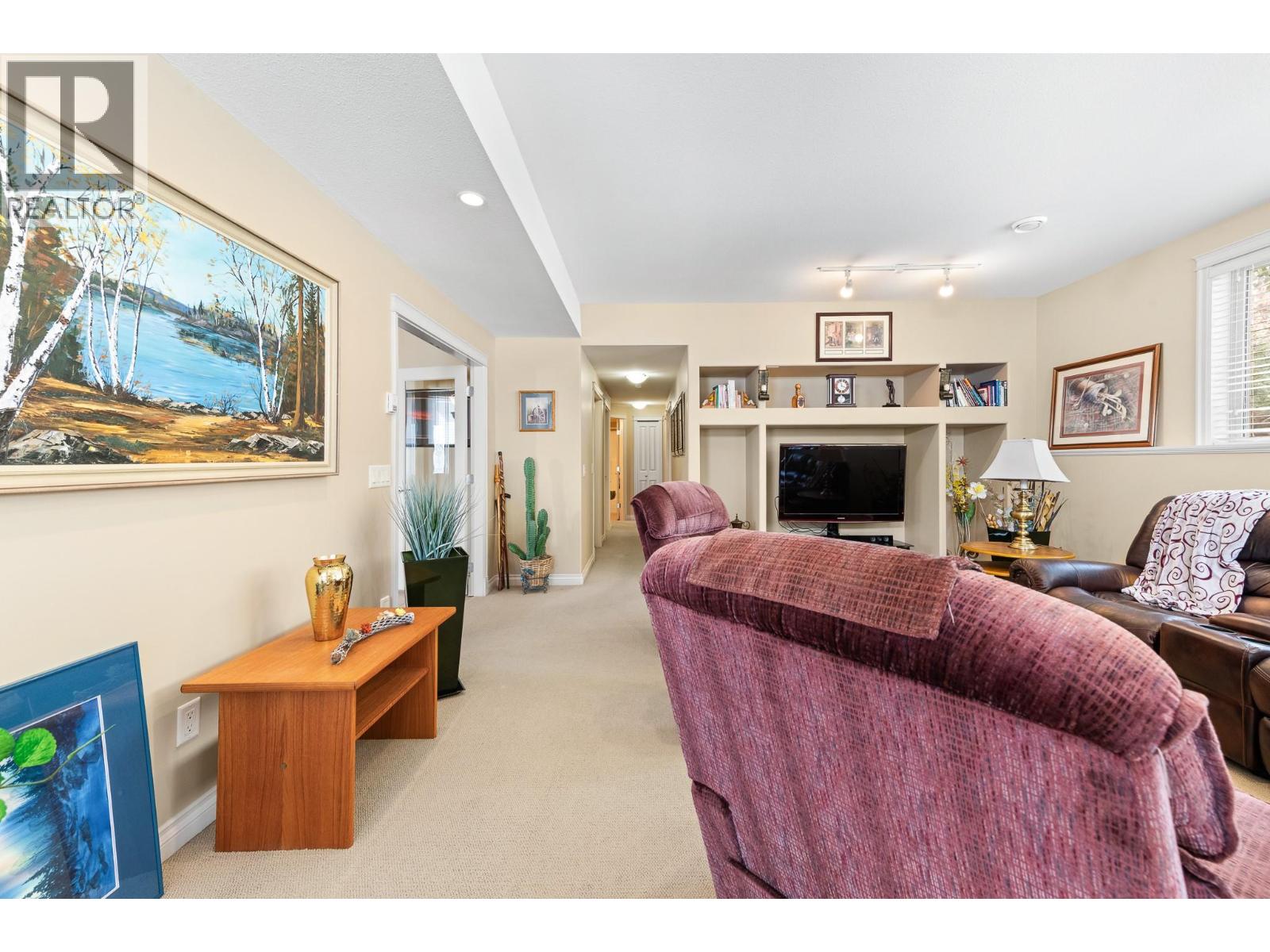 550 Glenmeadows Road Unit# 100 Property Photo 9