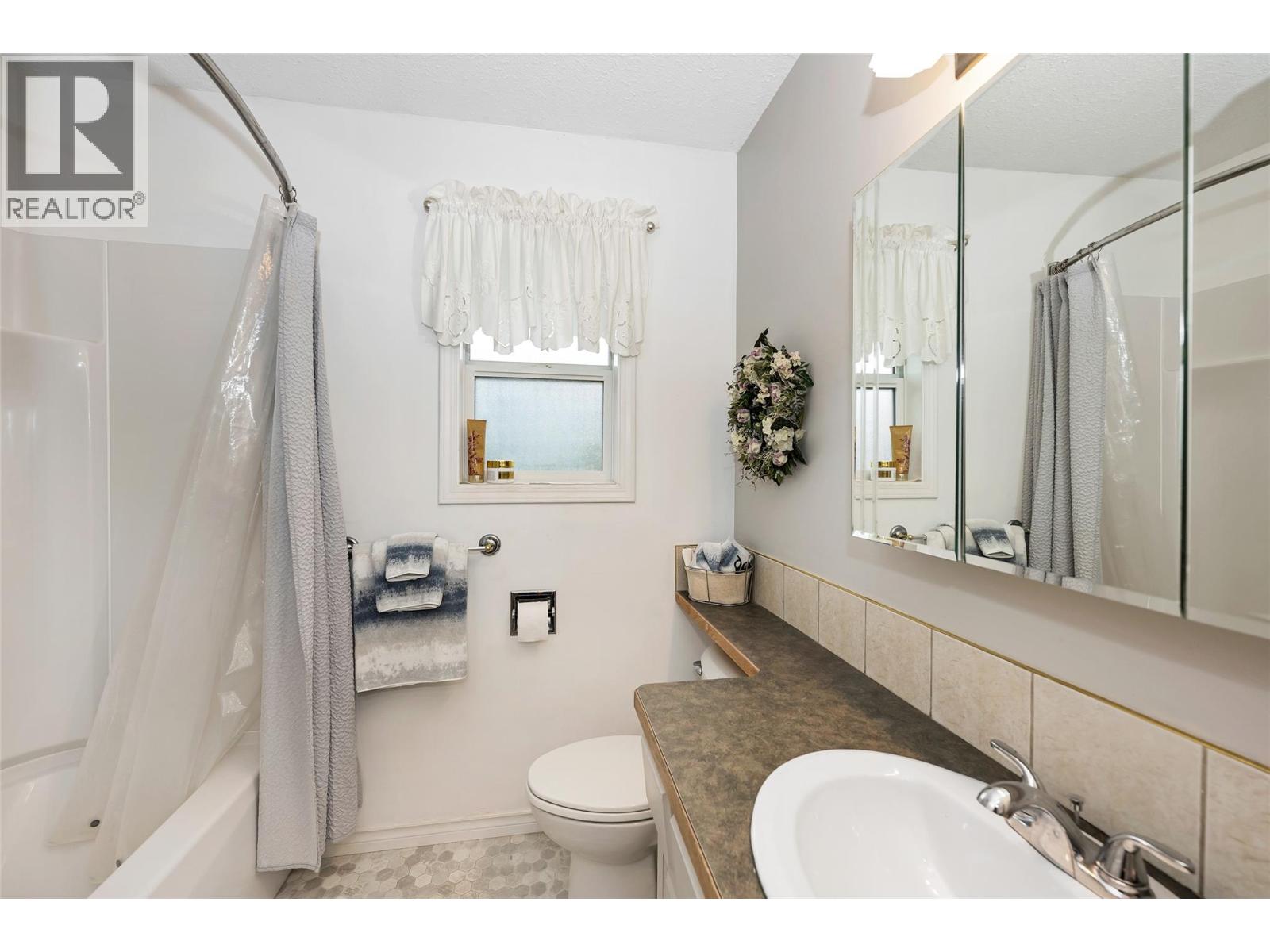3300 Becker Street Property Photo 20