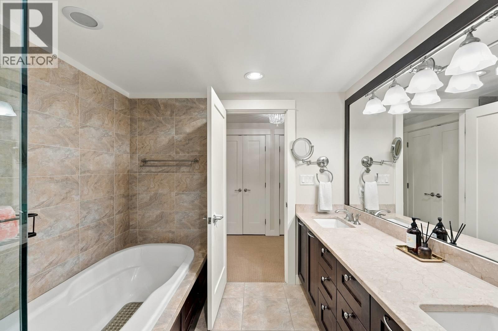 75 Martin Street Unit# 201 Property Photo 15