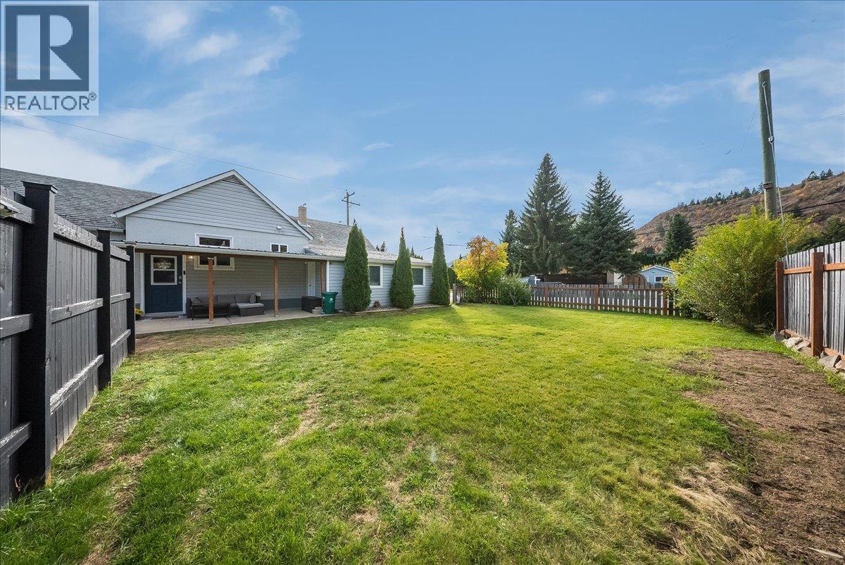 710 10th Avenue Property Photo 38