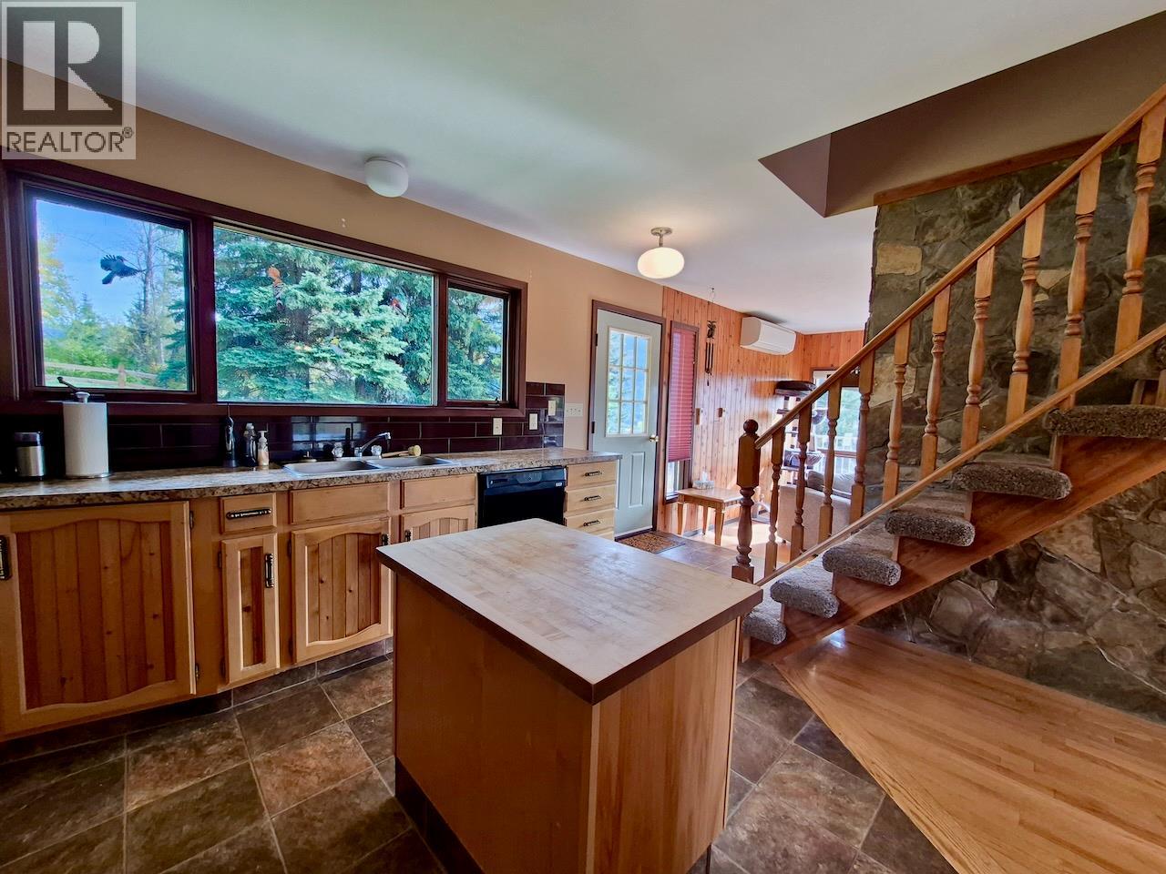 3831 Aaron Road Property Photo 28
