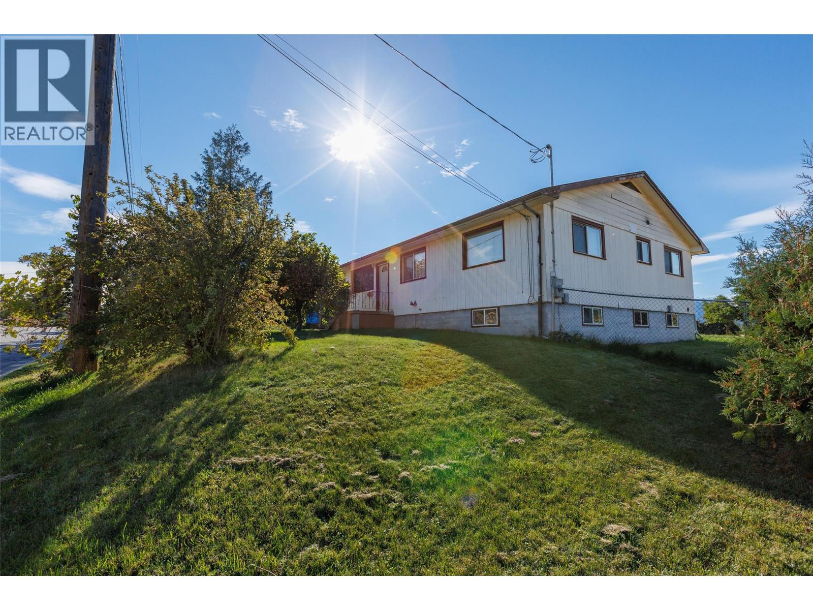 417 10th Avenue S Property Photo 1