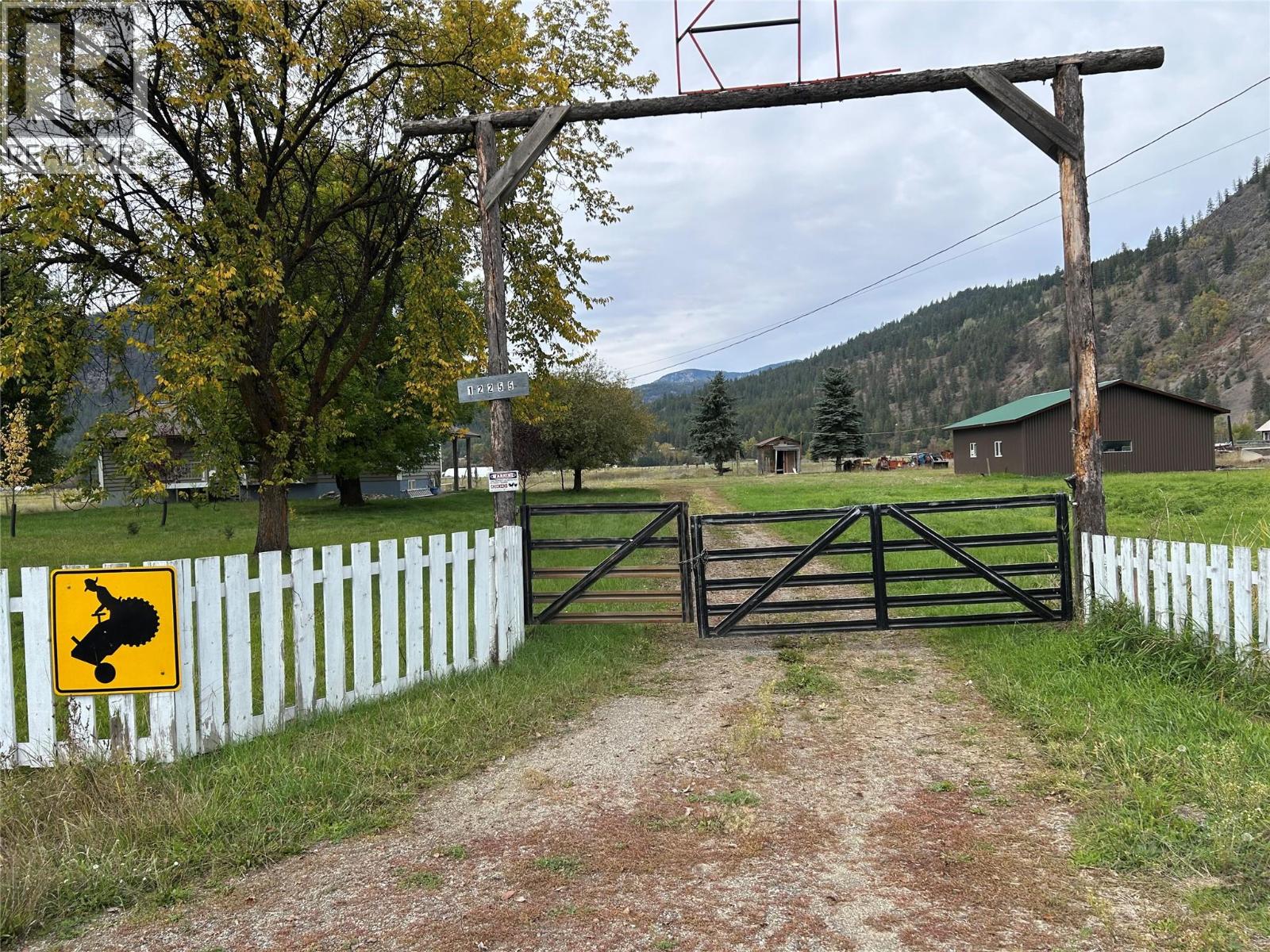 12255 Brown Creek North Road Property Photo 4