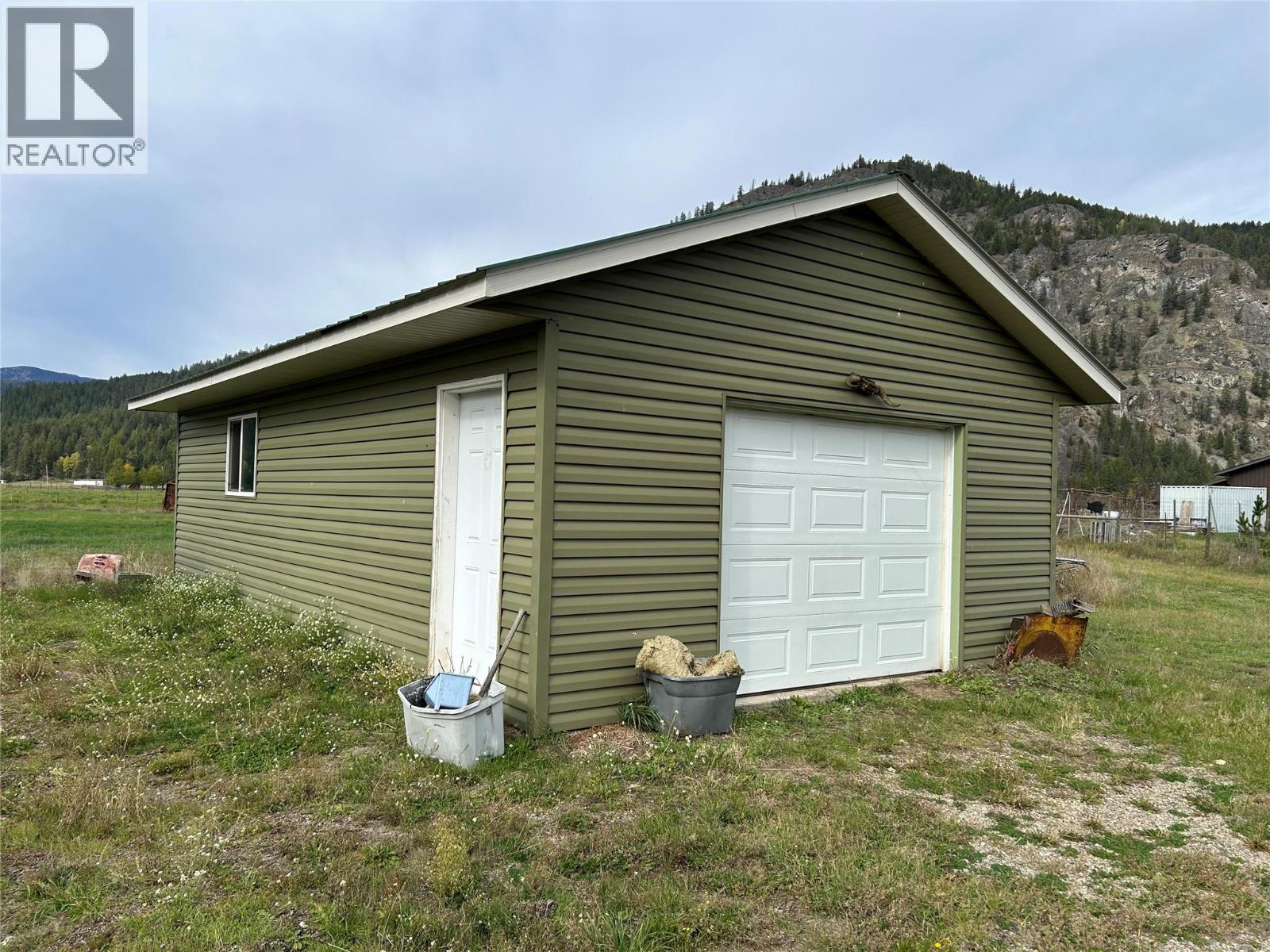 12255 Brown Creek North Road Property Photo 16