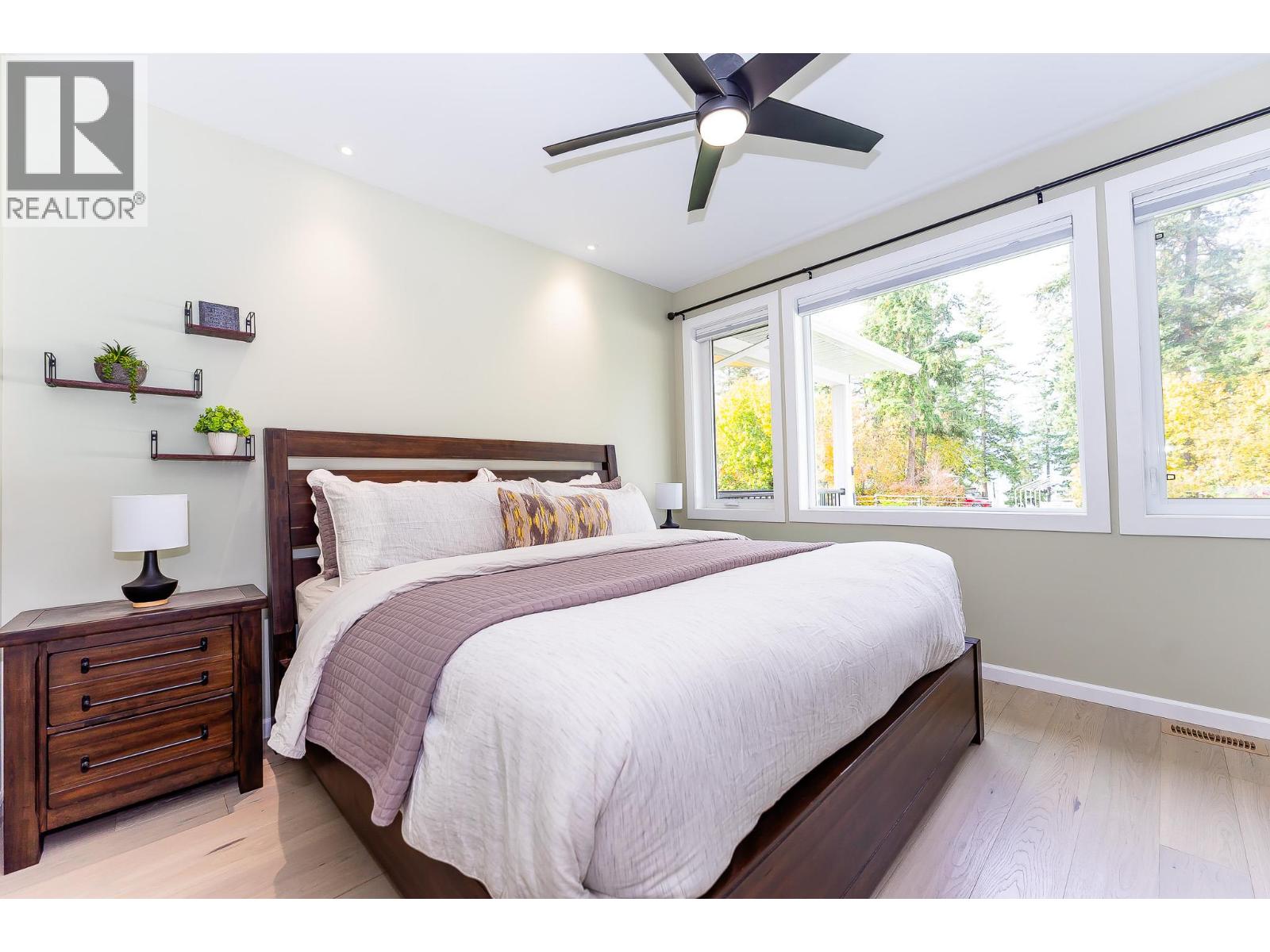 1791 22 Street Ne Property Photo 10