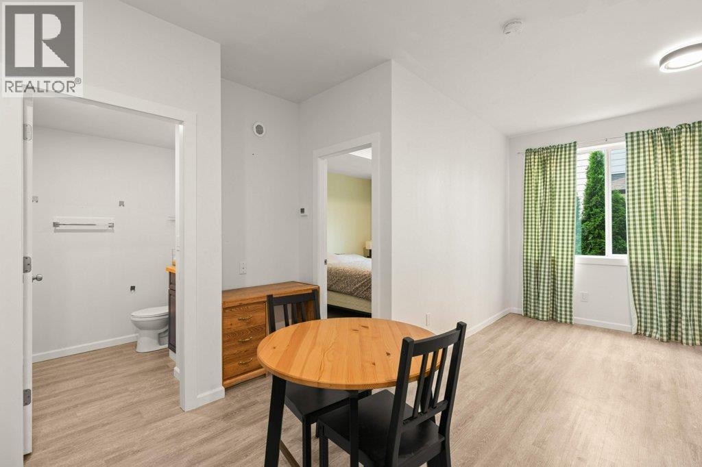 1791 22 Street Ne Property Photo 17