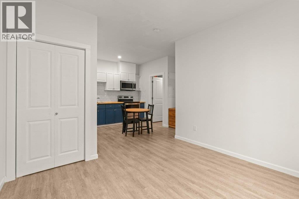 1791 22 Street Ne Property Photo 18