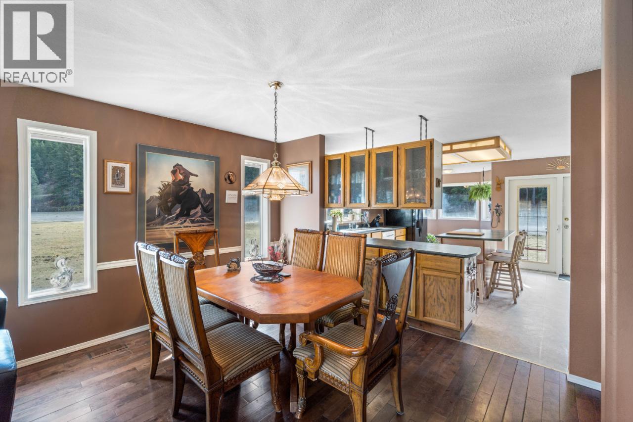 1740 Macaulay Road Property Photo 16