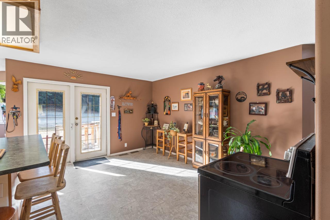 1740 Macaulay Road Property Photo 17