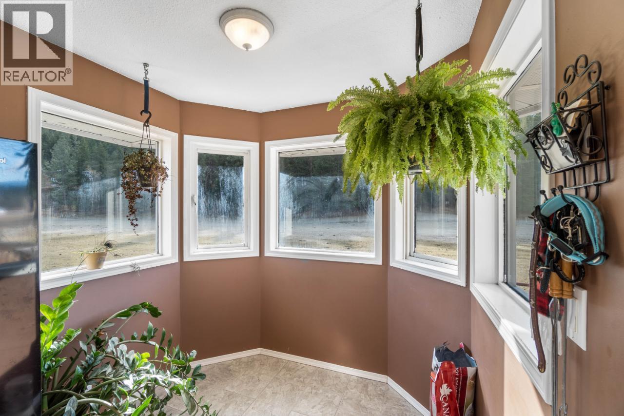 1740 Macaulay Road Property Photo 18