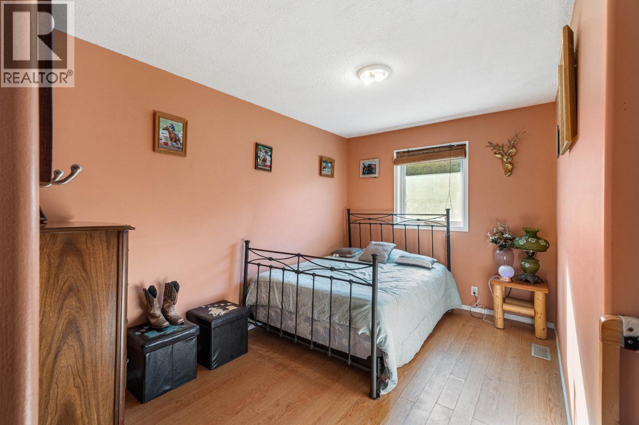1740 Macaulay Road Property Photo 23