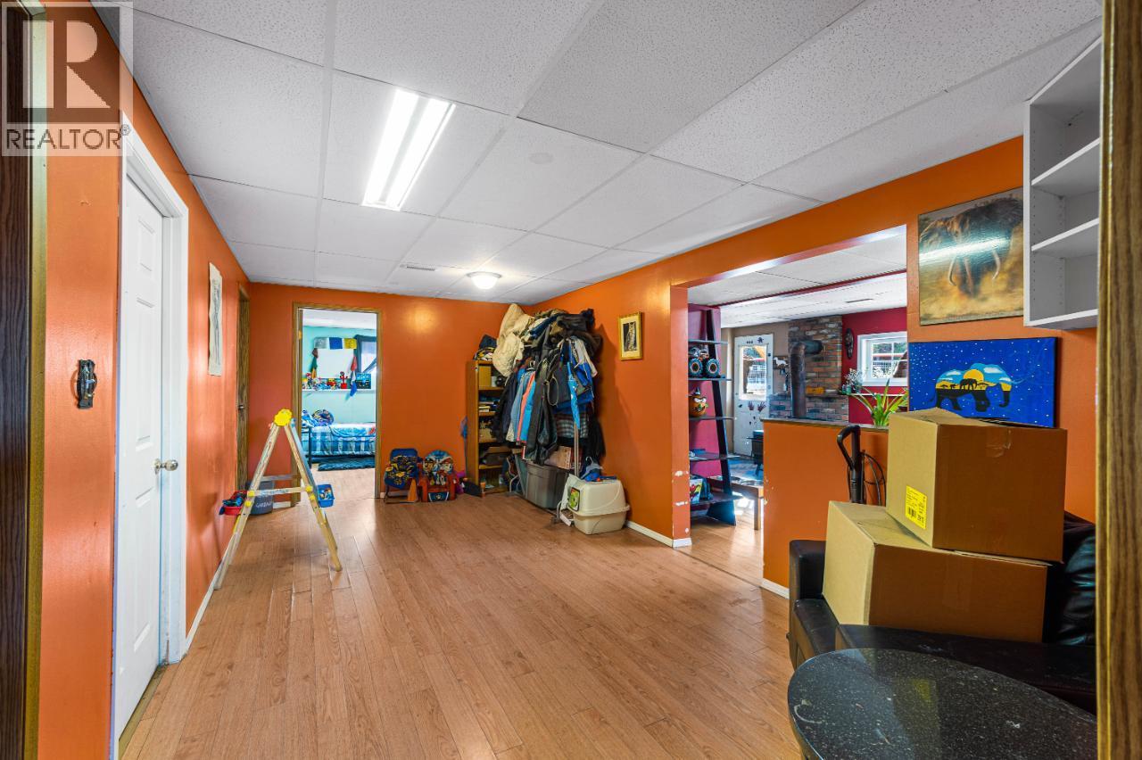1740 Macaulay Road Property Photo 33